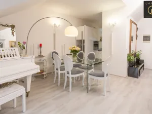 Prodej bytu 4+1, Karlovy Vary, Blahoslavova, 142 m2