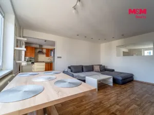 Pronájem bytu 3+kk, Plzeň - Skvrňany, Waltrova, 74 m2