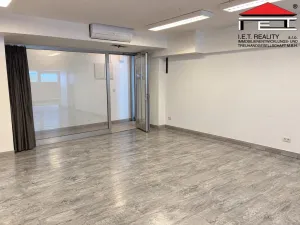 Pronájem obchodního prostoru, Brno, Masarykova, 30 m2
