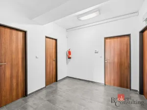 Pronájem kanceláře, Plzeň - Jižní Předměstí, Radobyčická, 54 m2