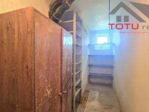 Prodej bytu 3+1, Jaroměř, Máchova, 70 m2