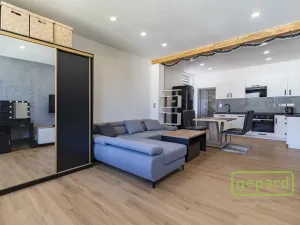 Prodej bytu 2+kk, Hranice, Vítězná, 57 m2