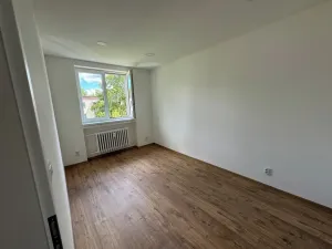Prodej bytu 3+1, Ostrava, Sámova, 61 m2