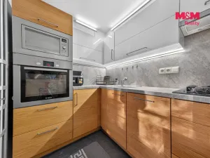 Prodej bytu 4+1, Praha - Podolí, Pujmanové, 78 m2