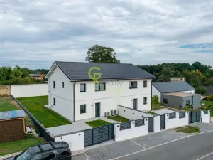 Prodej rodinného domu, Podolanka, V Ohradě, 129 m2