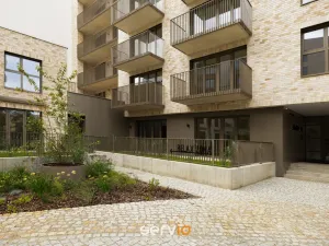 Pronájem bytu 1+kk, Brno, Bratislavská, 35 m2