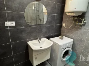 Pronájem bytu 1+kk, České Budějovice, Boh. Kafky, 29 m2