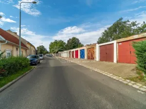 Pronájem garáže, Praha - Satalice, U Řempa, 13 m2