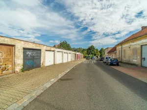 Pronájem garáže, Praha - Satalice, U Řempa, 13 m2