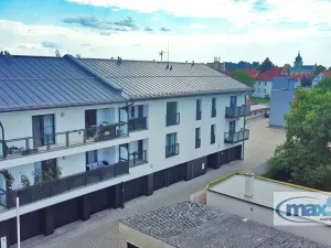 Pronájem bytu 3+kk, Holice, Hradecká, 71 m2