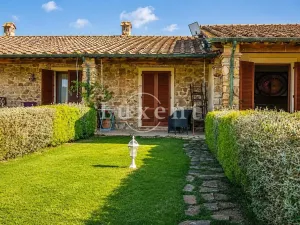 Prodej ubytování, Manciano, Itálie, 550 m2
