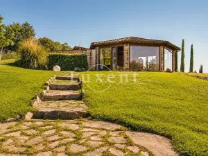 Prodej ubytování, Manciano, Itálie, 550 m2