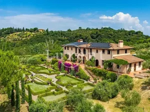Prodej vily, Lucca, Itálie, 800 m2