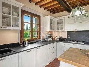 Prodej vily, Cortona, Itálie, 150 m2