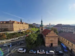 Pronájem bytu 2+kk, Praha - Vršovice, Smolenská, 50 m2