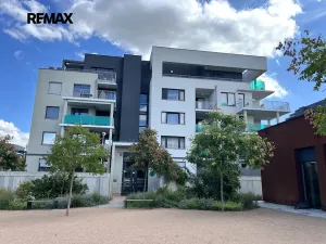 Pronájem bytu 3+kk, Praha - Dolní Chabry, U Traktorky, 77 m2
