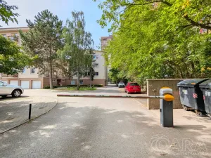 Pronájem bytu 1+kk, Praha - Modřany, 38 m2