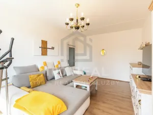 Pronájem bytu 2+1, Hradec Králové, Urxova, 64 m2