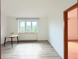 Prodej bytu 3+1, Pardubice, Sezemická, 58 m2