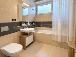 Pronájem bytu 2+kk, Praha - Hostivař, Rižská, 51 m2