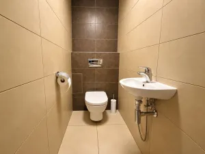 Pronájem bytu 2+kk, Praha - Střížkov, Jitravská, 56 m2