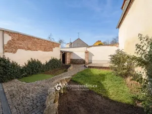 Prodej bytu 4+kk, Znojmo, U Brány, 95 m2