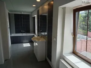 Prodej rodinného domu, Lužice, 233 m2