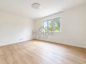 Prodej bytu 3+1, Praha, Sečská, 66 m2