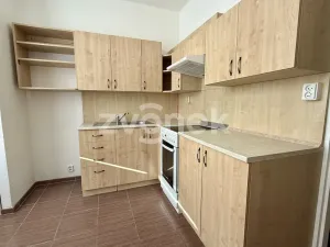 Pronájem bytu 3+1, Zlín, Podlesí I, 68 m2