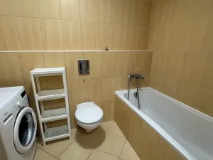 Pronájem bytu 1+kk, Praha - Košíře, Pod Kavalírkou, 33 m2