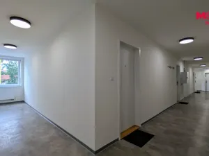 Pronájem bytu 1+kk, Praha - Vršovice, Kubánské náměstí, 19 m2