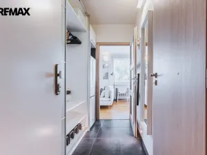 Pronájem bytu 1+kk, Praha - Hostivař, Strašnická, 35 m2