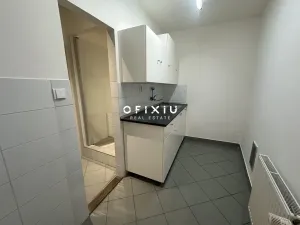 Pronájem kanceláře, Brno, Kobližná, 100 m2