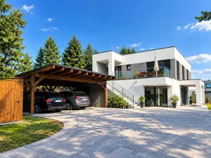 Pronájem bytu 1+kk, Praha - Újezd nad Lesy, Staroújezdská, 60 m2