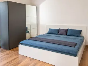 Pronájem bytu 1+kk, Praha - Újezd nad Lesy, Staroújezdská, 60 m2
