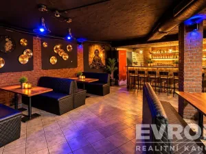 Prodej restaurace, Harrachov, 528 m2