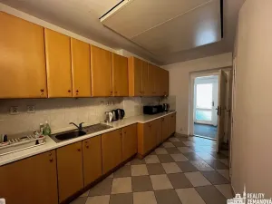 Pronájem kanceláře, Praha - Nové Město, Rumunská, 26 m2