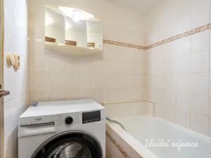 Pronájem bytu 2+kk, Praha - Prosek, Zárybská, 41 m2
