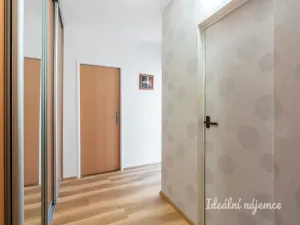 Pronájem bytu 2+kk, Praha - Prosek, Zárybská, 41 m2