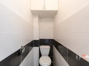 Pronájem bytu 2+kk, Praha - Michle, Podle Kačerova, 43 m2