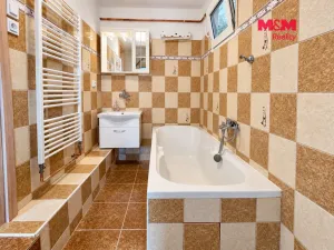 Pronájem bytu 3+1, Pardubice - Zelené Předměstí, K Višňovce, 84 m2