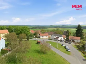 Prodej pozemku pro bydlení, Břežany, 8048 m2