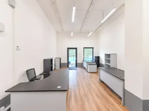 Prodej výrobních prostor, Praha - Horní Počernice, Komárovská, 210 m2