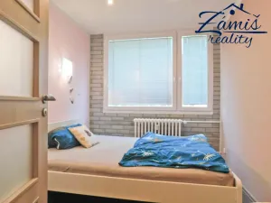 Pronájem bytu 2+kk, Králův Dvůr, Nad Stadionem, 39 m2