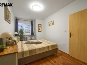 Prodej bytu 3+1, Hradec Králové - Slezské Předměstí, Severní, 63 m2