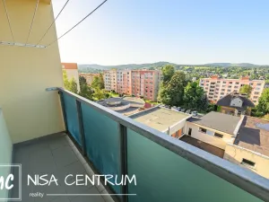Pronájem bytu 1+1, Liberec, Nad Školou, 37 m2