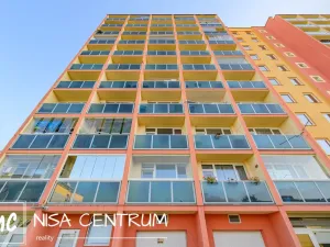 Pronájem bytu 1+1, Liberec, Nad Školou, 37 m2