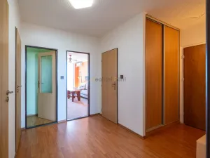 Prodej bytu 3+1, Praha - Stodůlky, Klukovická, 78 m2