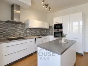 Prodej bytu 2+kk, Praha - Vršovice, Moskevská, 60 m2