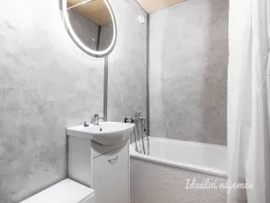 Pronájem bytu 2+kk, Praha - Řepy, Bazovského, 42 m2